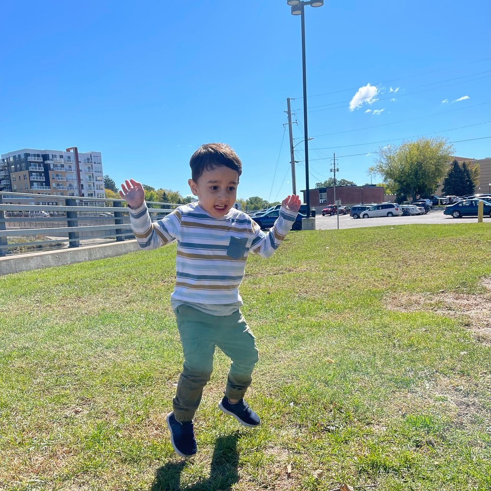 Meet your Posher, Hina